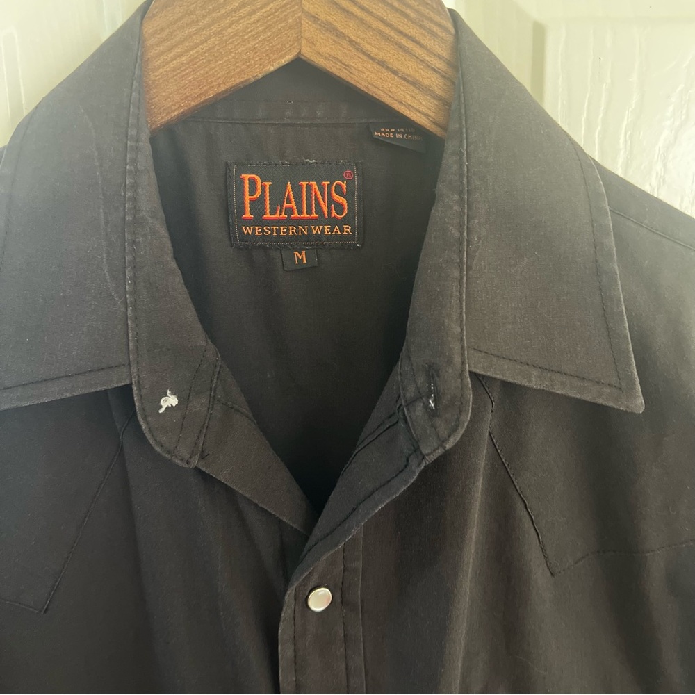 Plain’s Western Wear Pearl Snap front Black Men's Shirt. Size medium. - Picture 3 of 10